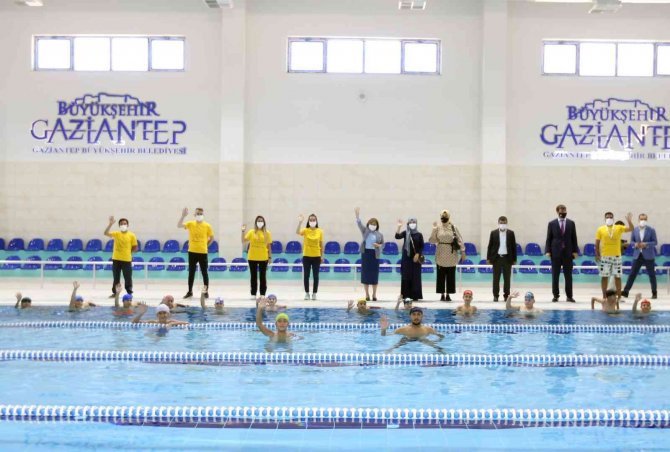 Gaziantep’teki Spor Salonu Ve Yüzme Havuzlarından 147 Bin Kişi Yararlandı