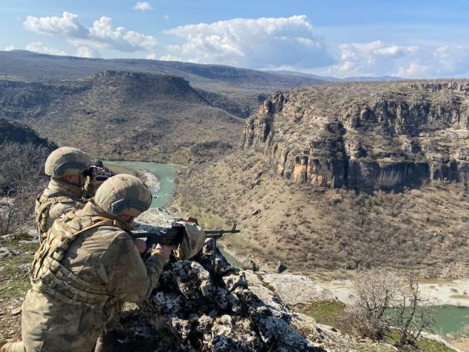 İ̇çişleri Bakanlığınca Diyarbakır’da Eren Kış-27 Şehit Jandarma Astsubay Çavuş Erdal Şen Operasyonu Başlatıldı