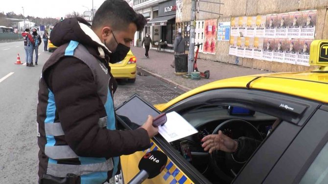 Kadıköy’de Emniyet Kemeri Takmayan Taksi Şoförleri Cezadan Kaçamadı
