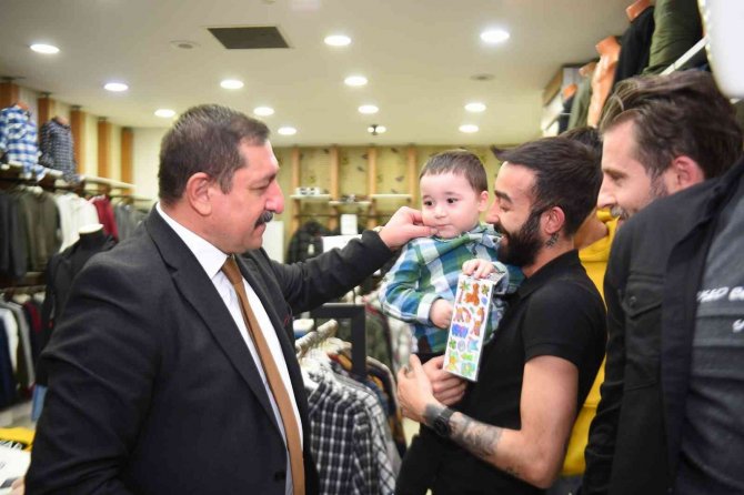 Kastamonu’da Aileler, ‘Malazgirt 1071’ Filmini Ücretsiz İzledi