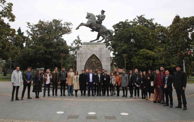 Gençlik Meclisleri Ukrayna-rusya Savaşını Kınadı