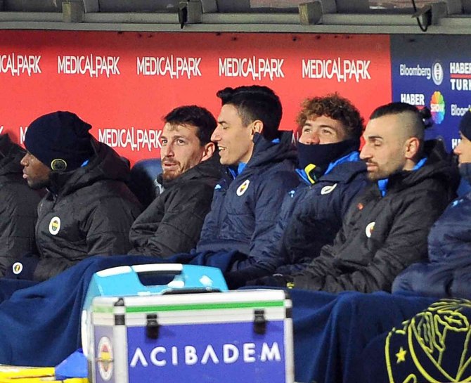 Spor Toto Süper Lig: Kasımpaşa: 0 - Fenerbahçe: 1 (İ̇lk Yarı)