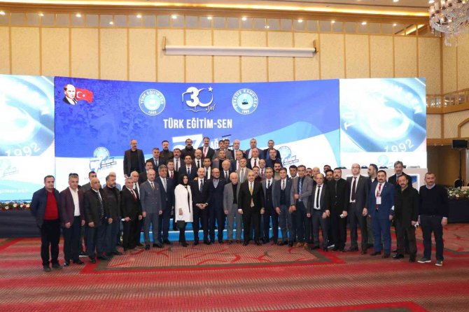 Türk Eğitim-sen Genel Başkanı Geylan Güven Tazeledi