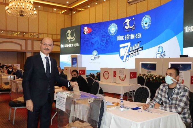 Türk Eğitim-sen Genel Başkanı Geylan Güven Tazeledi