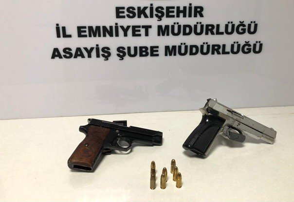 Tıra Ateş Edip Kaçan Otomobildeki 4 Kişi Gözaltına Alındı