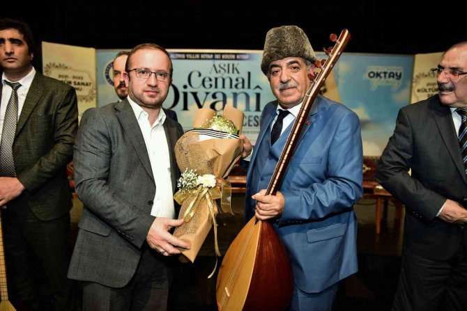 Yıldırım’da Divani’ye Saygı Gecesi