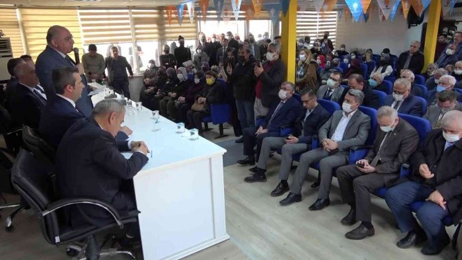Ak Partili Karahocagil: “Ukrayna 25 Yıl Önce 3. Büyük Nükleer Güçtü, Bugünkü Hali Ortada”