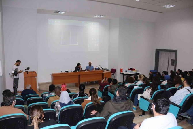 Akdeniz Üniversitesi’nde Fotoğraf Buluşması
