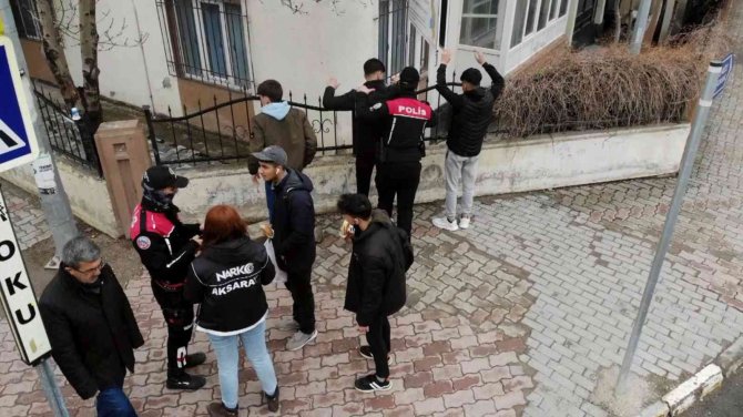 Aksaray’da Okul Ve Öğrenciler Dron İle Takip Edilip Denetleniyor