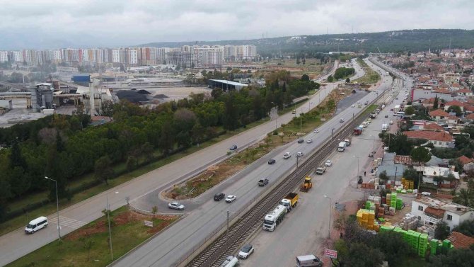 Büyükşehir’den Kavşak Düzenleme Çalışması