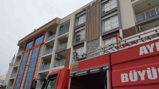 Televizyon Üzerine Devrilen Elektrikli Isıtıcı Yangına Neden Oldu