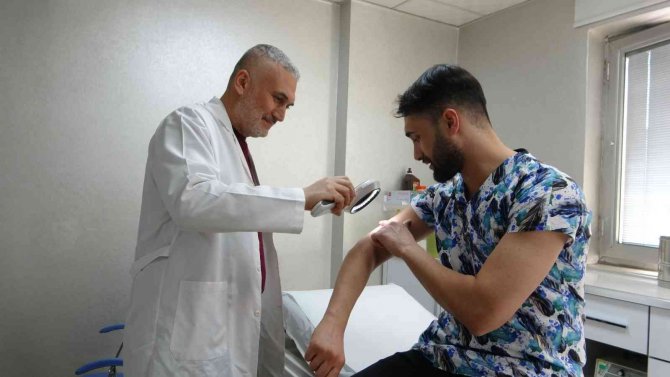 Uzmanlardan Uyarı: “Uyuz, 15-20 Yılda Bir Tüm Dünyada Salgın Halinde Gözükebilir”