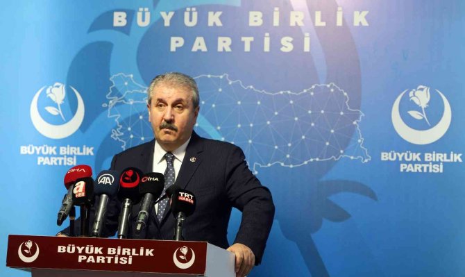 Bbp Lideri Destici: "(Güçlendirilmiş Parlamenter Sistem Metni Hakkında) Bu Metin Üzerinde Bile Uzlaşamayacaklar”