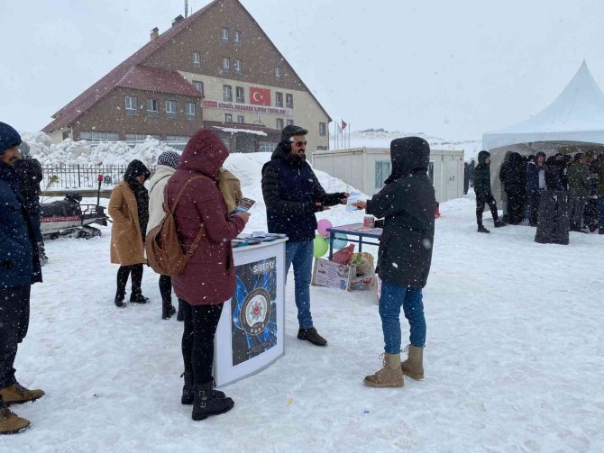 Bingöl Polisi, Siberay Projesi Kapsamında Bin 500 Kişiyi Bilgilendirdi