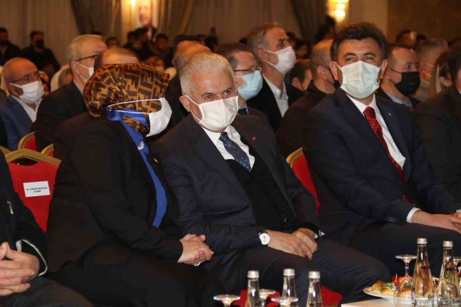 Ak Parti Genel Başkanvekili Yıldırım: “Vesayetler, Muhtıralar, Darbeler, Zayıf Hükümetler Nedeniyle Ülke Zaman Kaybetti”