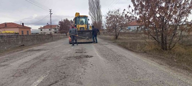 Bünyan’da Yol Bakım Çalışmaları Devam Ediyor