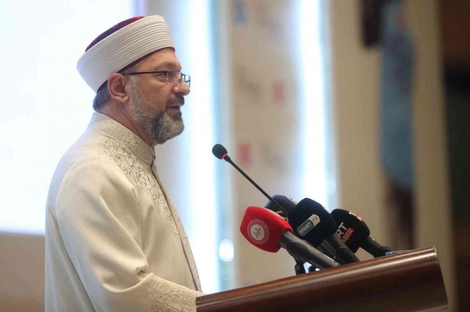 Diyanet İ̇şleri Başkanı Erbaş: “Bizler Kime Karşı İşlenirse İşlensin Her Türlü Zulmün Karşısındayız”