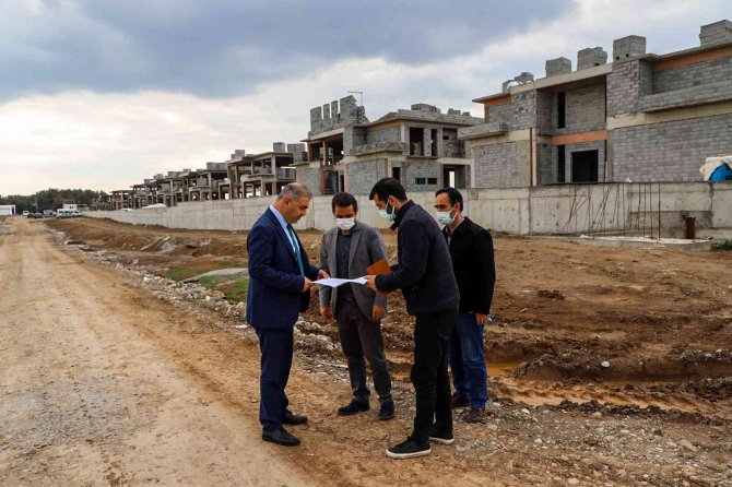 Di̇ski̇’den Sur İlçesine Kanalizasyon Ve İçme Suyu Hattı