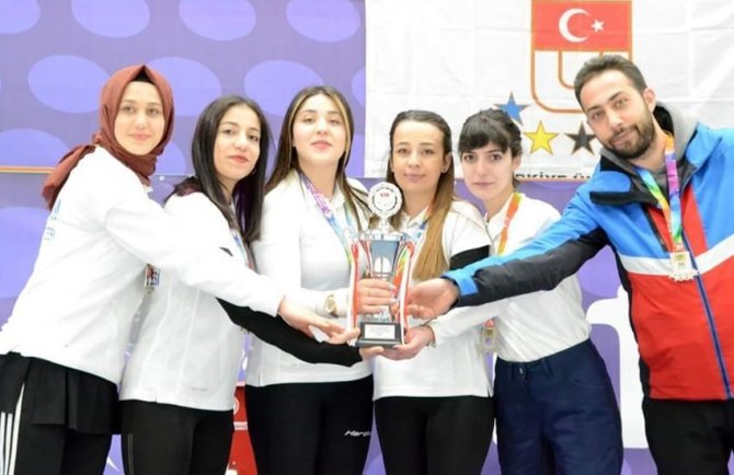 Etü, Curling’te 2 Gümüş Madalya Kazandı