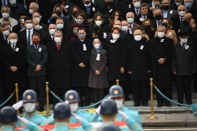 Eski Devlet Bakanı Somuncuoğlu İçin Tbmm’de Tören Düzenlendi