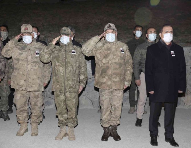 Hakkari’de Şehit Olan Asker İçin Tören