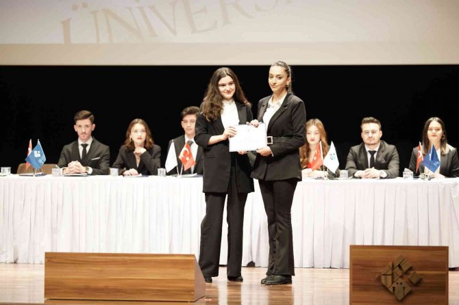 ‘Meclis Simülasyonu’ Etkinliği Hkü’de Gerçekleştirildi