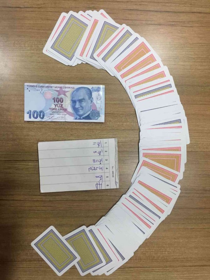 Kumar Oynayan 10 Kişi Yakalandı