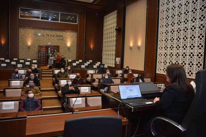 Keçiören Belediyesi Personeline Sertifikalı Hijyen Eğitimi