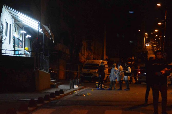 Küçükçekmece’deki Silahlı Saldırıda Yaralananların Sayısı 7’ye Yükseldi