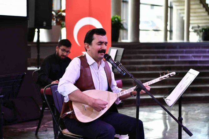 Osmangazi’de Aşık Veysel Türküleri Yankılandı