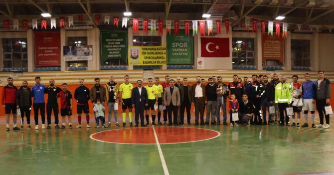 Kurumlararası Futsal Turnuvası Sona Erdi