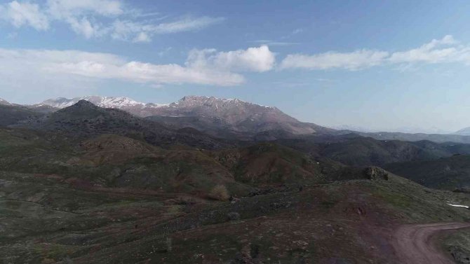 Türkiye’nin En Büyük Maden Rezervinin Bulunduğu İlçede Vatandaşlar Heyecanlı