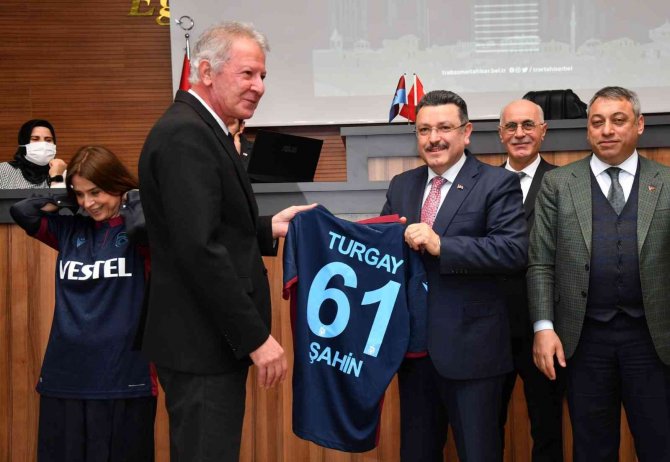 Başkan Genç’ten Trabzonsporlu Taraftarlara Silah Uyarısı