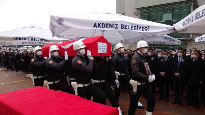 Kalbine Yenilen Savcı Son Yolculuğuna Uğurlandı