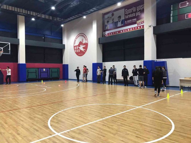 Polis Adayları Fatih’te Yetişiyor