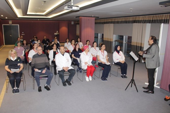 Hayat Sağlık Korosu 14 Mart Tıp Bayramına Hazırlanıyor