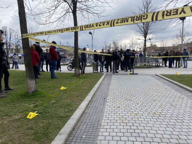 Şehrin Göbeğinde Silahlı Kavga: 1 Yaralı