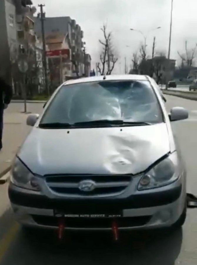 Otomobilin Çarptığı Vatandaş Hastanede Hayatını Kaybetti