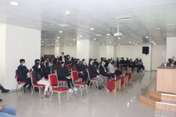 Bubyo Öğrencileri, Doğuş Grubu Yöneticileriyle Buluştu.