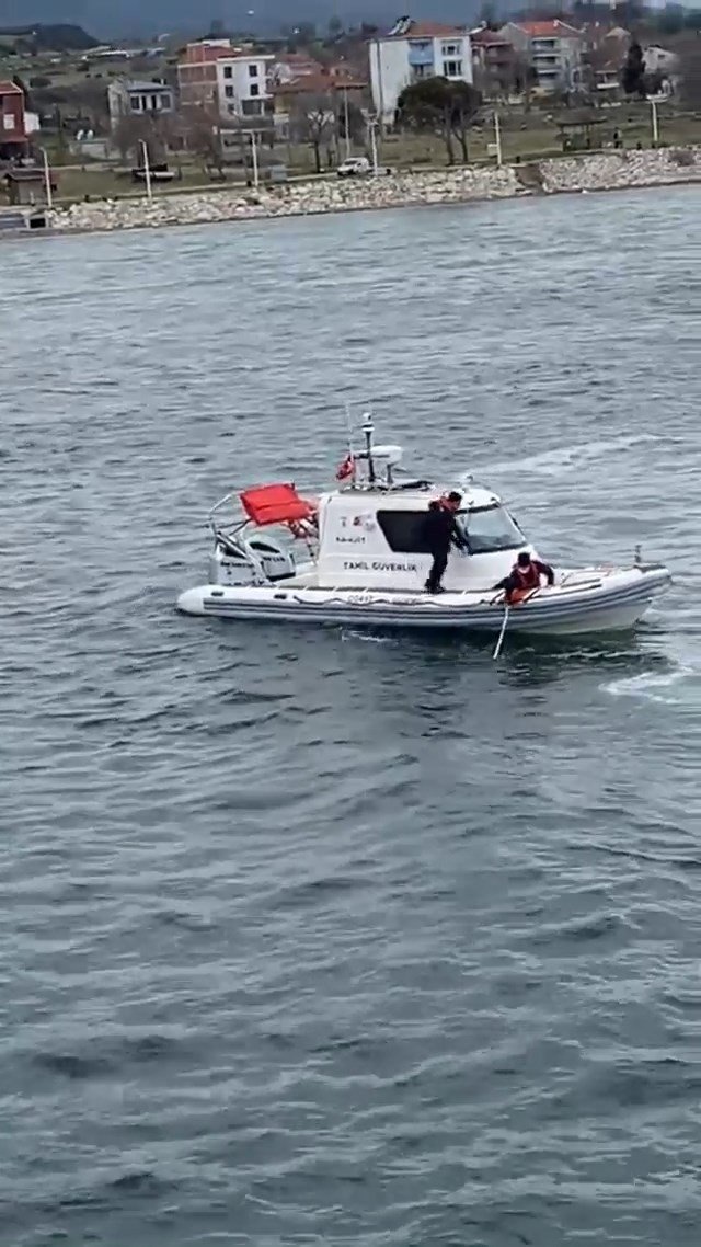 Ukrayna’dan Ailesinin Yanına Gelen Türk Öğrenci Feribottan Denize Atlayarak Hayatını Kaybetti