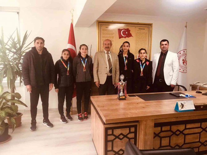 Siirt Üniversitesi Kros Takımı Türkiye 3.’sü Oldu