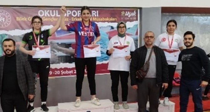 Aydınlı Sporcu Bilek Güreşi Türkiye Şampiyonası’ndan Altın Madalya İle Döndü