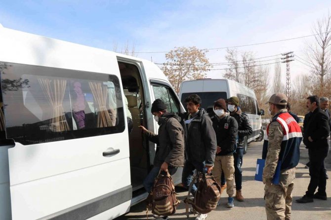 Van’da 116 Düzensiz Göçmen Yakalandı