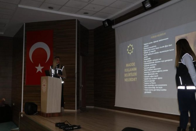 Bingöl’de Sağlık Çalışanlarına Madde Bağımlılığı Farkındalık Eğitimi Verildi