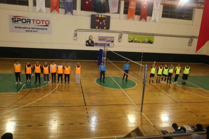 Mahalleler Kozlarını Filede Paylaşıyor