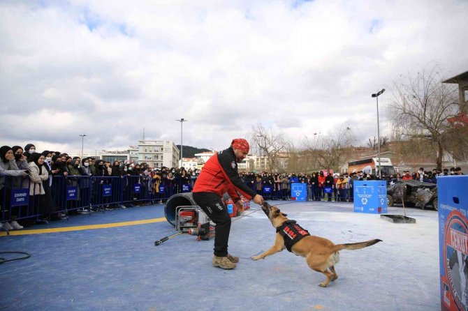 Çekmeköy’deki Tatbikat Gerçeğini Aratmadı
