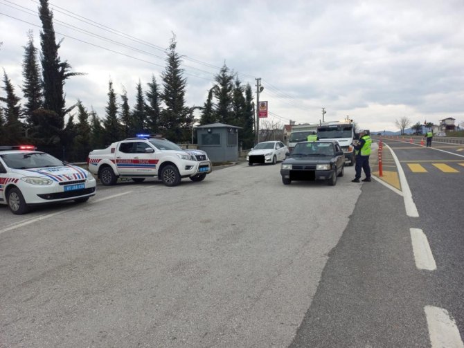 Jandarma Ekipleri Havadan Ve Karadan Denetim Yaptı