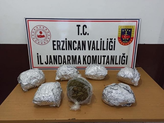 Erzincan’da 4 Kilo 34 Gram Esrar Ele Geçirildi