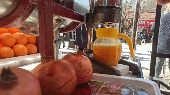 Havalar Isındı Doğal Sıkım Meyve Suyu Satışları Arttı