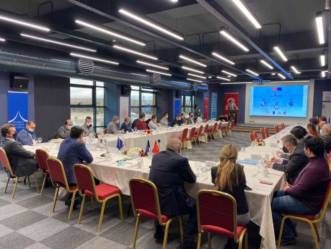 Kobi̇’ler Projelerini Eti̇m İle Hayata Geçiriyor